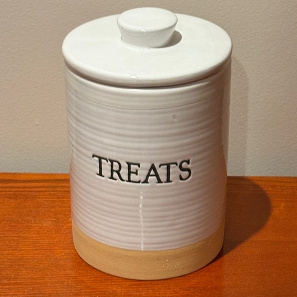 Sonoma Goods For Life Farmhouse Pet Treat Jar - Picture 4 of 9